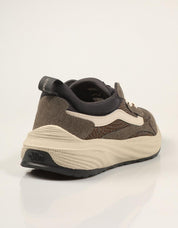 ZAPATILLAS VANS ULTRARANGE NEO VIN.COCOA VN000EJ8 en color Marron