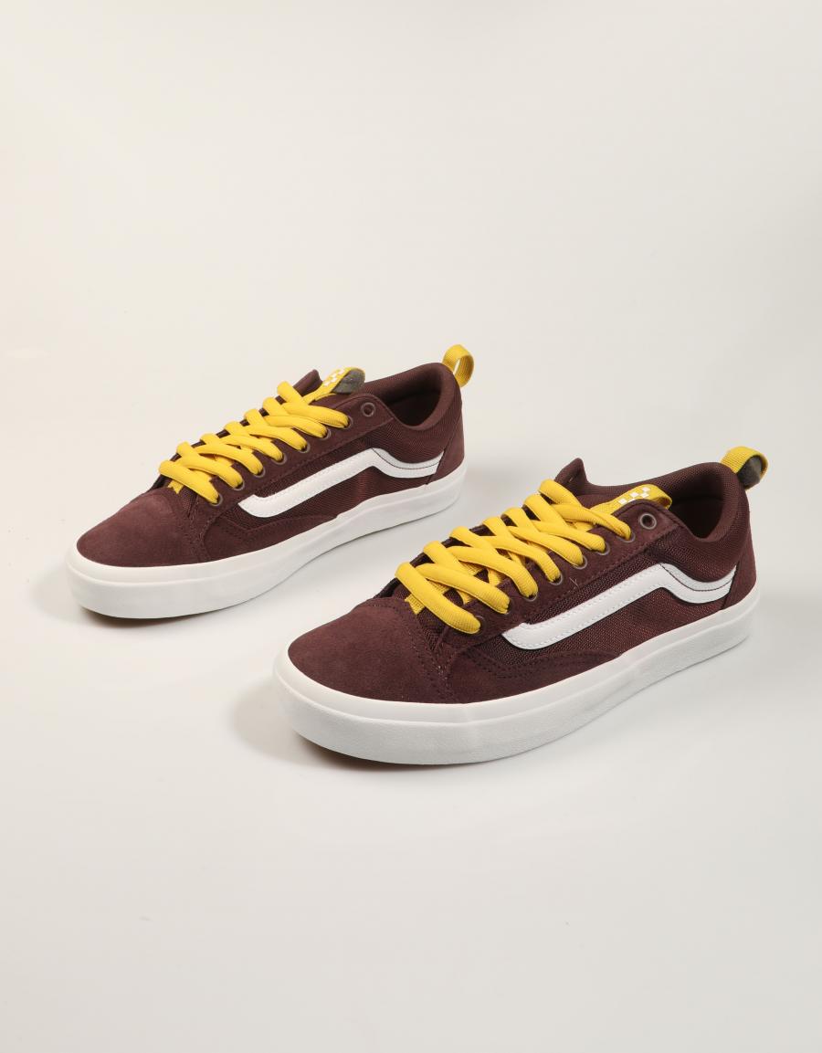 ZAPATILLAS VANS SKATE OLD SKOOL BROWN VN000D5R en color Marron