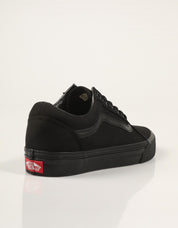 ZAPATILLAS VANS OLD SKOOL BLACK VN000D3H en color Negro