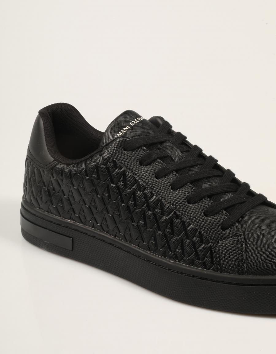 ZAPATILLAS ARMANI EXCHANGE LONDON BLACK MZ715 en color Negro