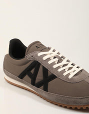 ZAPATILLAS ARMANI EXCHANGE LOWER NYLON FALCON AF27477 en color Blanco