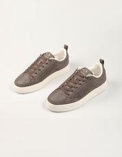 ZAPATILLAS ARMANI EXCHANGE LONDON FALCON XM003388 en color Marron