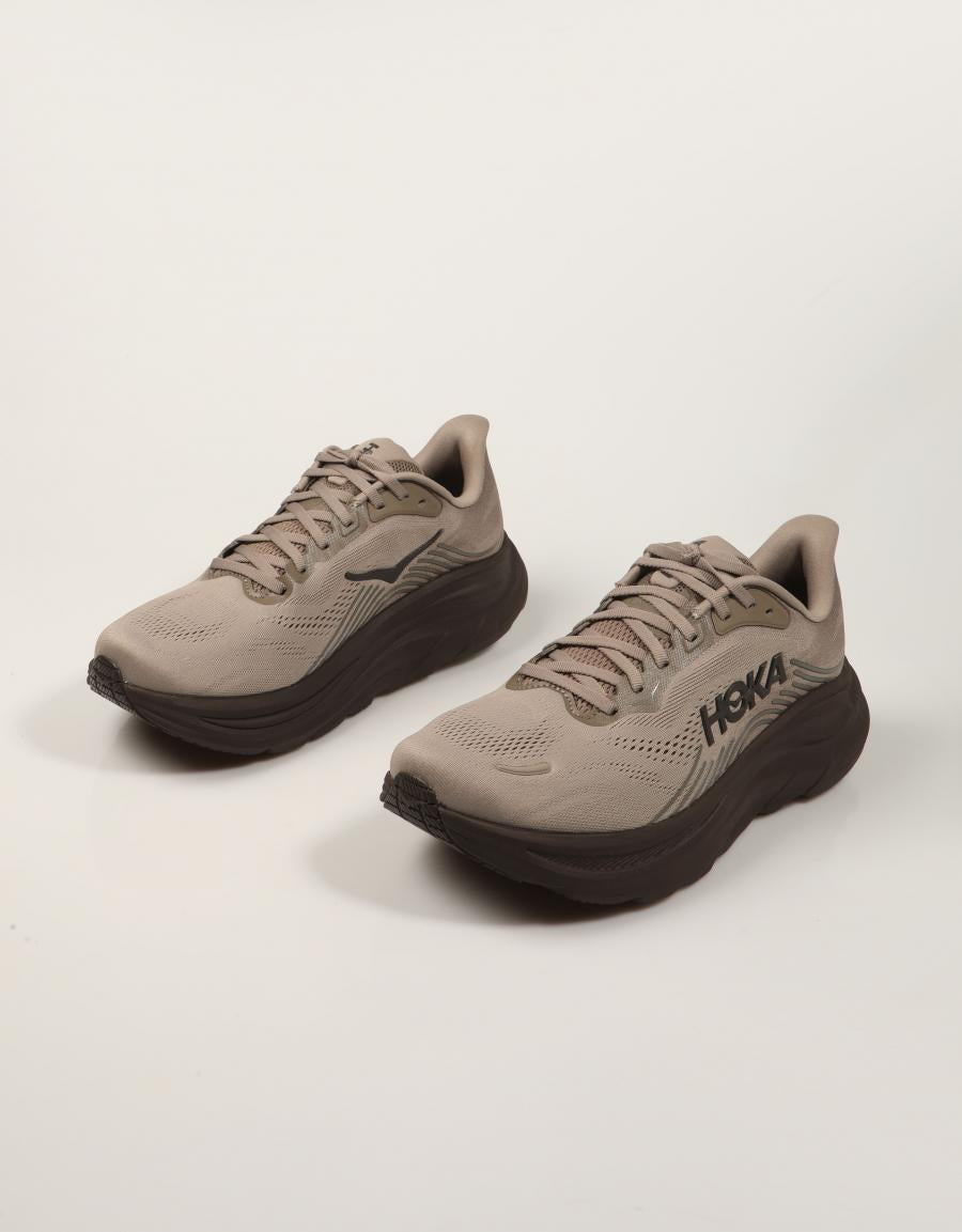 ZAPATILLAS HOKA CLIFTON 11 BOLDER GREY 1176572 en color Gris