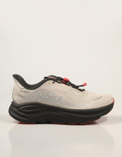 ZAPATILLAS HOKA CLIFTON 11 GTX RIVER GREY 1176574 en color Taupe