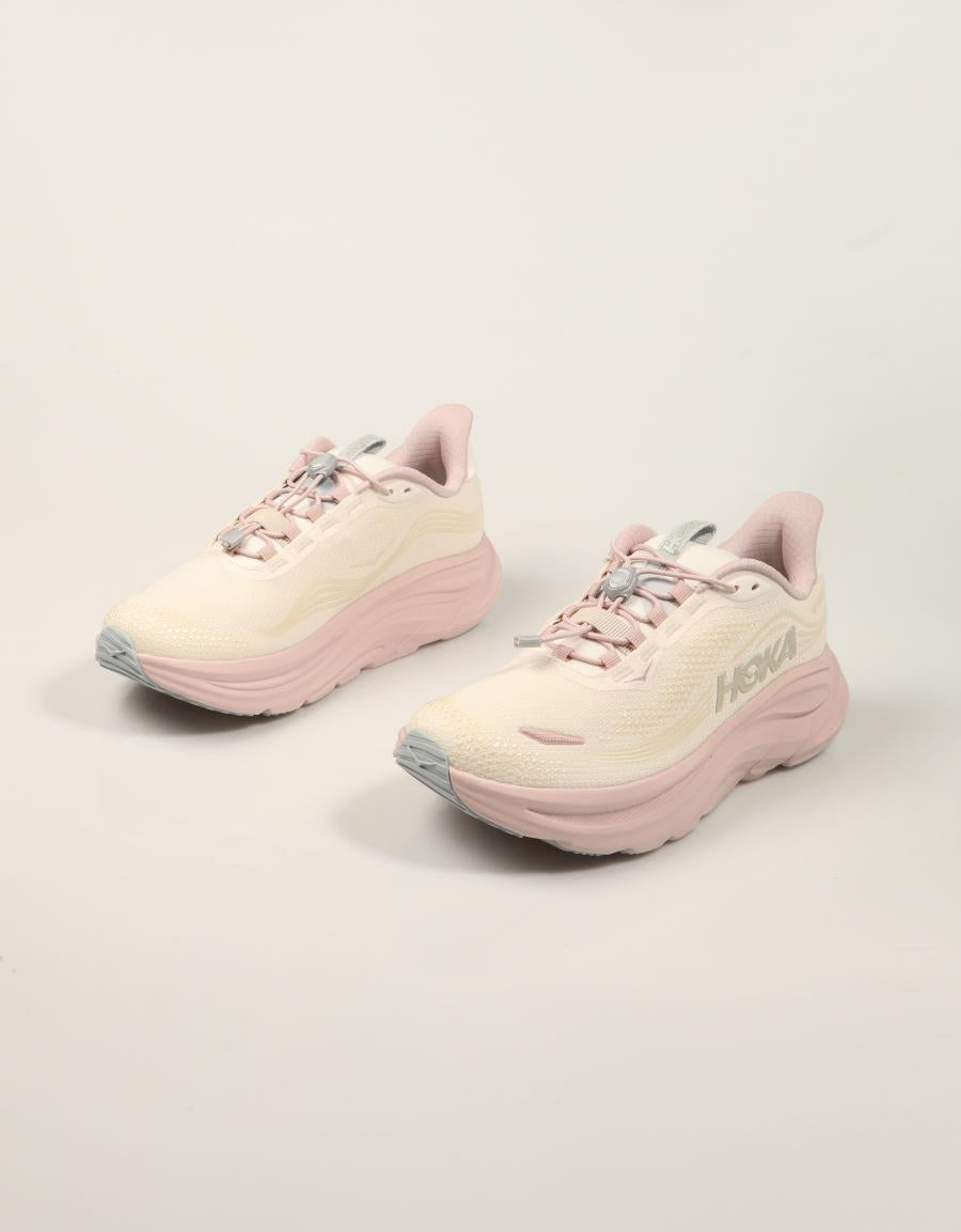 ZAPATILLAS HOKA CLIFTON 11 GTX ALABASTER 1183115 en color Beige