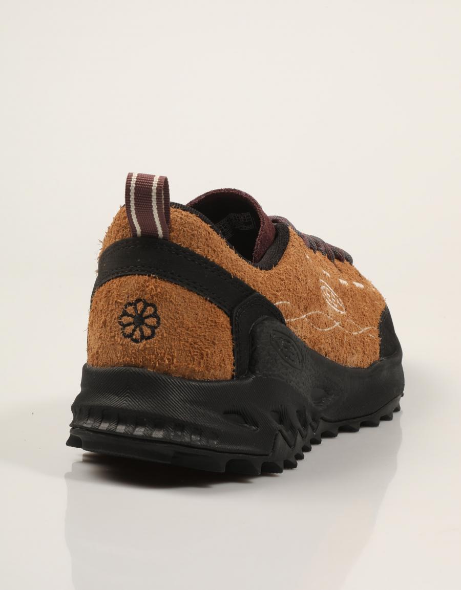ZAPATILLAS KEEN JASPER ZIONIC CHIPMUNK 1032645 en color Cuero