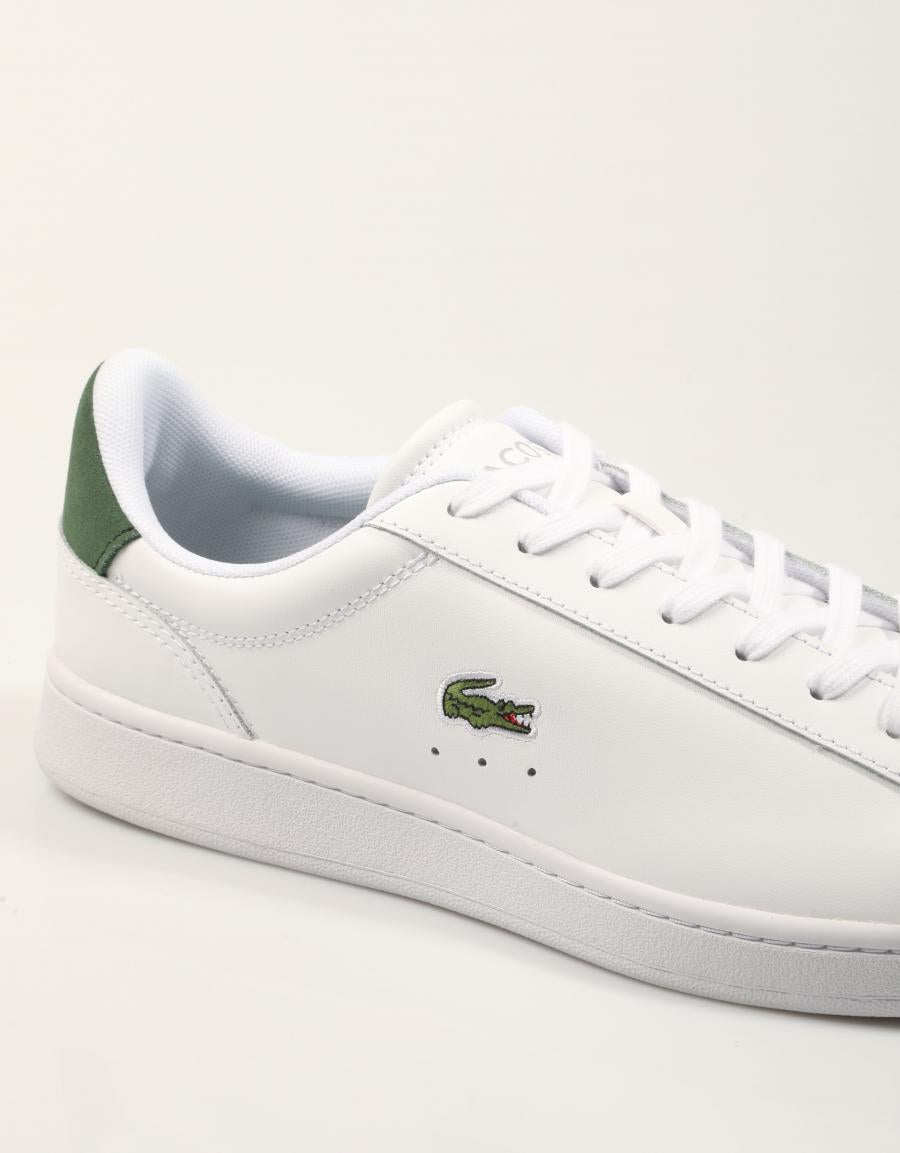 ZAPATILLAS LACOSTE CARNABY  WHITE 48SMA0011 en color Blanco