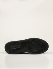 ZAPATILLAS LACOSTE COURT PRO BLACK 50SMA0073 en color Negro