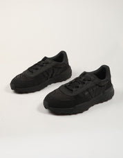 ZAPATILLAS LACOSTE ELITE ACTIVE EVO BLACK  50SMA0086 en color Negro
