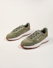 ZAPATILLAS LACOSTE ELITE ACTIVE EVO KHAKI  52SMA0081 en color Kaki