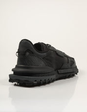 ZAPATILLAS LACOSTE ELITE ACTIVE BLACK 50SMA0083 en color Negro