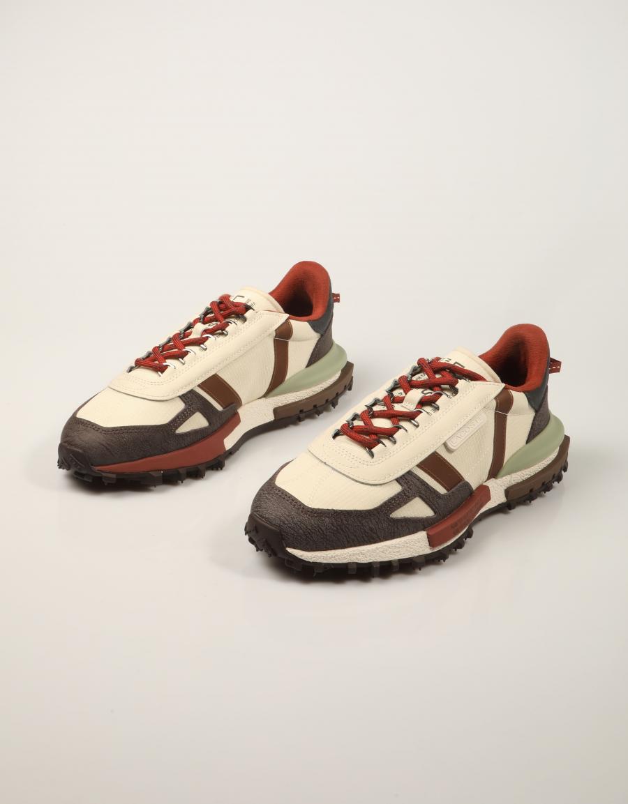 ZAPATILLAS LACOSTE ELITE ACTIVE LT TAN 52SMA0088 en color Beige