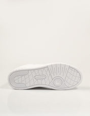 ZAPATILLAS LACOSTE T CLIP WHITE 48SMA0031 en color Blanco