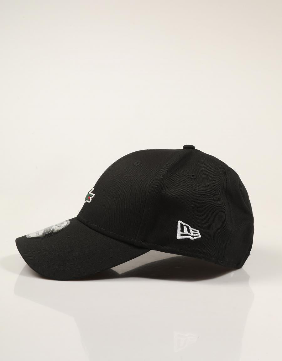 GORRA LACOSTE RK7305 BLACK en color Negro
