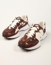 ZAPATILLAS NEW BALANCE W327 APC en color Marron