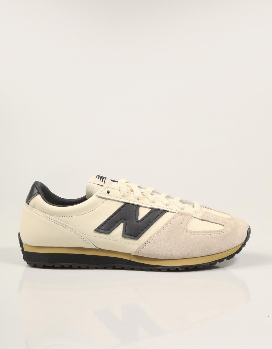 ZAPATILLAS NEW BALANCE U471 3EX en color Blanco