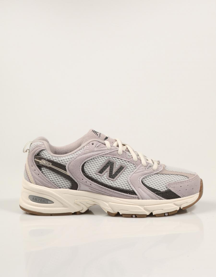 ZAPATILLAS NEW BALANCE U530 SCB en color Gris