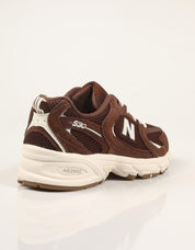 ZAPATILLAS NEW BALANCE U530 SCW en color Marron