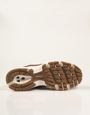 ZAPATILLAS NEW BALANCE U530 SCW en color Marron