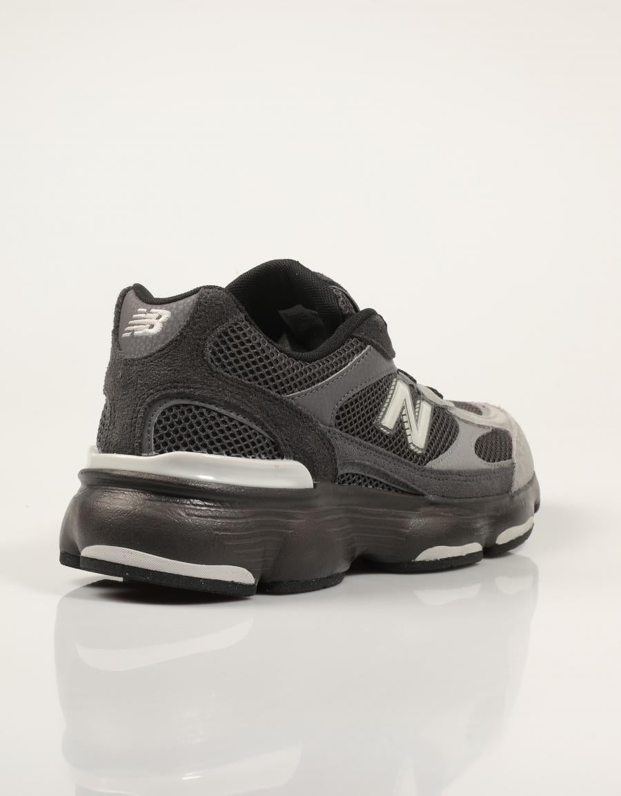 ZAPATILLAS NEW BALANCE M603 2DK en color Negro