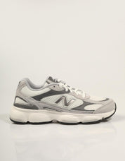 ZAPATILLAS NEW BALANCE M603 2OD en color Gris