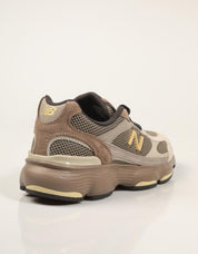 ZAPATILLAS NEW BALANCE M603 4UU en color Kaki