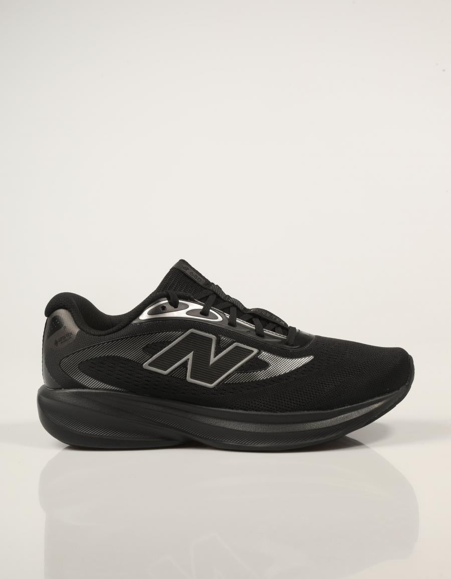 ZAPATILLAS NEW BALANCE M680G 9E2 en color Negro