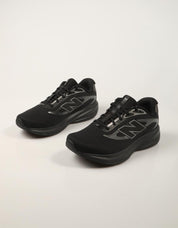 ZAPATILLAS NEW BALANCE M680G 9E2 en color Negro