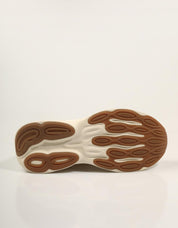 ZAPATILLAS NEW BALANCE W680 107 en color Blanco