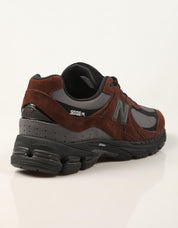ZAPATILLAS NEW BALANCE U2002 3L0 en color Gris