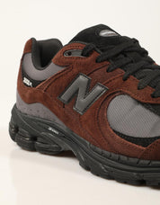 ZAPATILLAS NEW BALANCE U2002 3L0 en color Gris