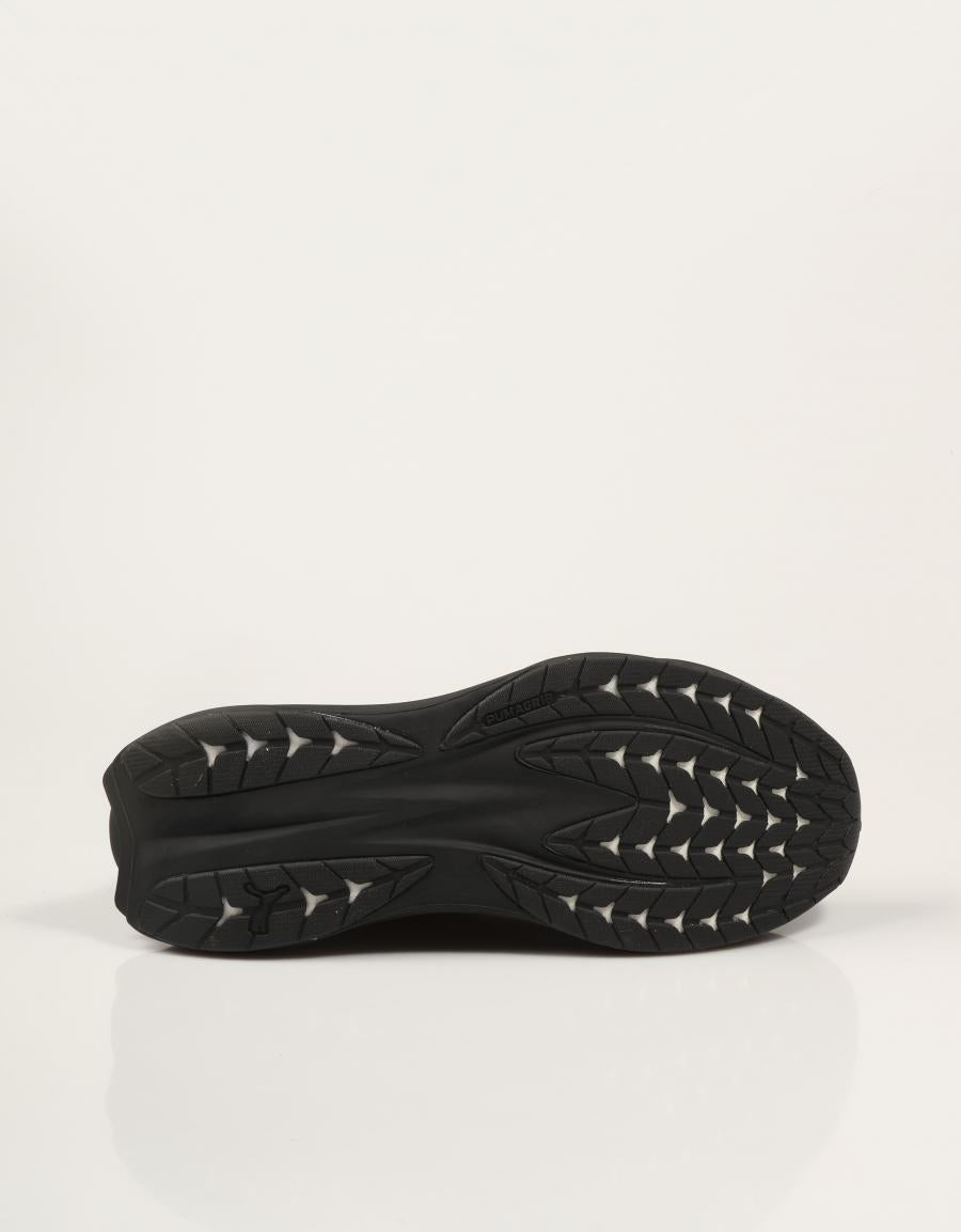 ZAPATILLAS PUMA DEVIATE PURE BLACK 313904 02 en color Negro