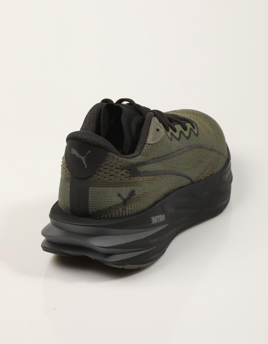 ZAPATILLAS PUMA DEVIATE PURE OLIVE 313904 23 en color Kaki