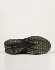 ZAPATILLAS PUMA DEVIATE PURE OLIVE 313904 23 en color Kaki