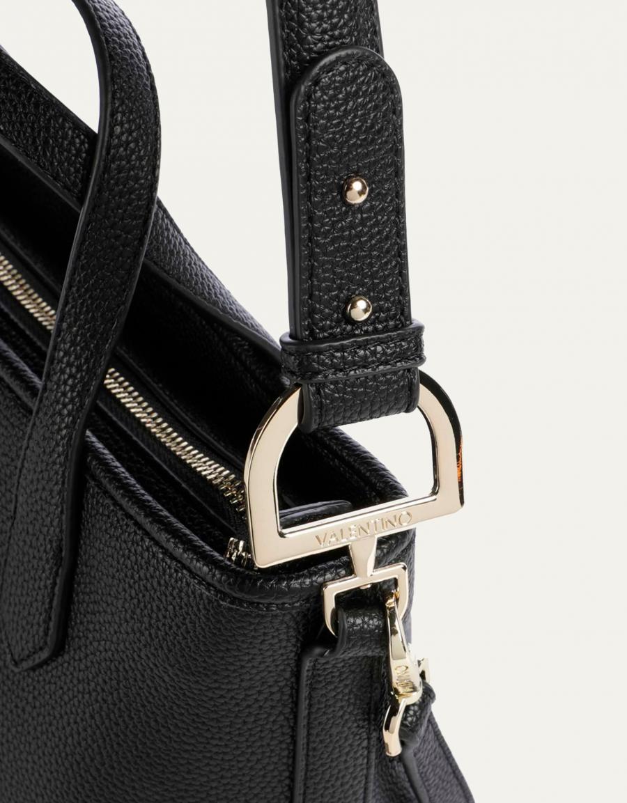 BOLSO VALENTINO THAO RE SHOPPING NERO VBSA5M06 en color Negro