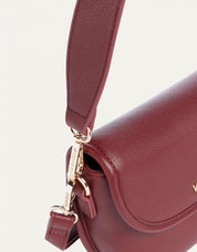 BOLSO VALENTINO HAIL PATTINA BORDEAUX VBSA9309 en color Burdeos