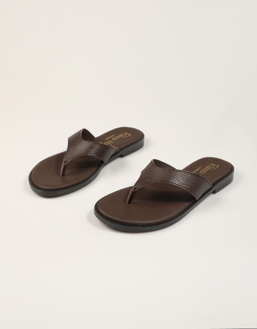 SANDALIAS REBECCA HOPE ESCLAVA MARRÓN en color Marron