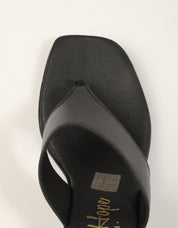 SANDALIAS REBECCA HOPE ESCLAVA CUÑA BLACK en color Negro
