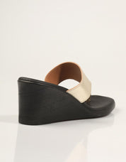 SANDALIAS REBECCA HOPE ESCLAVA CUÑA CHAMPÁN en color Oro