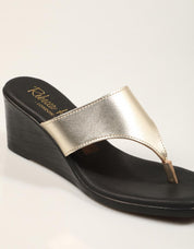 SANDALIAS REBECCA HOPE ESCLAVA CUÑA CHAMPÁN en color Oro