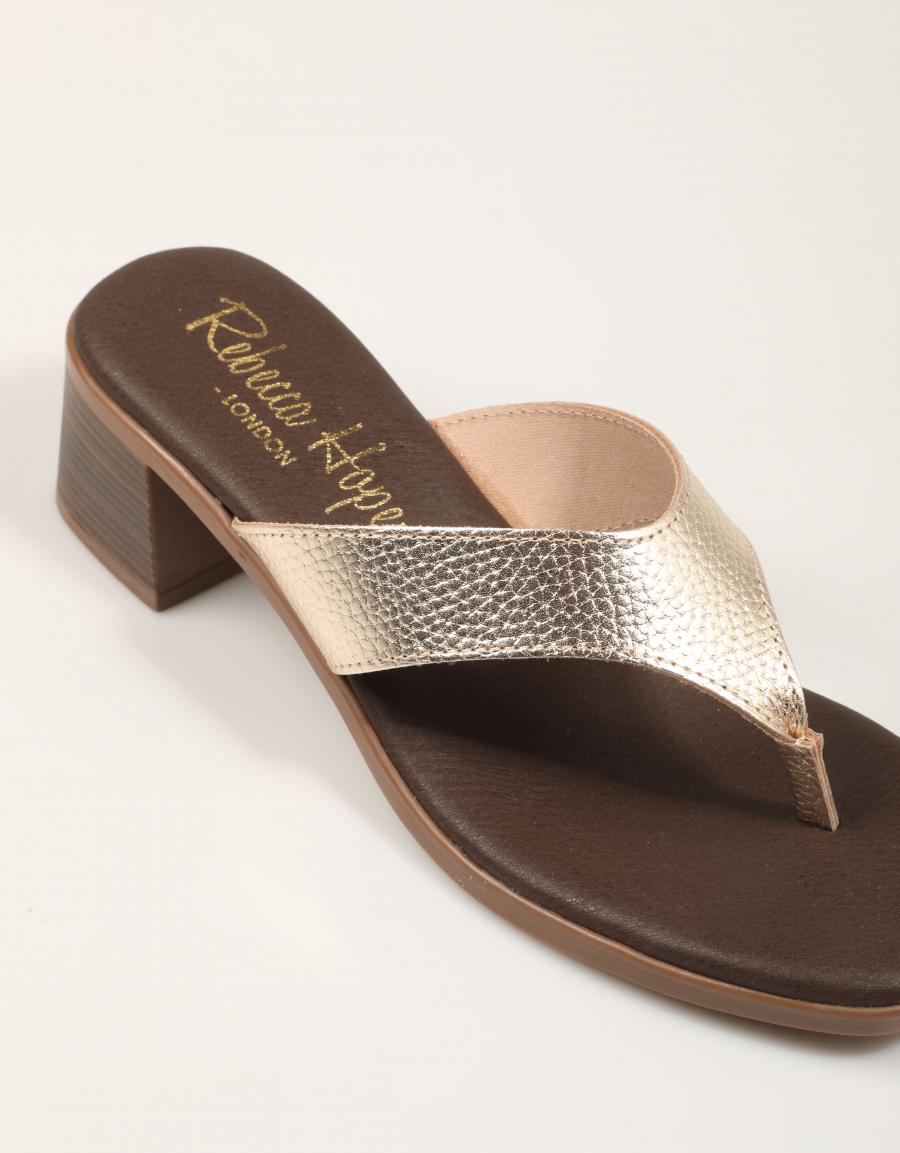 SANDALIAS REBECCA HOPE ESCLAVA TACÓN CHAMPÁN en color Oro