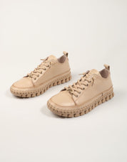 ZAPATILLAS CARMELA ZAPATO BEIGE en color Beige