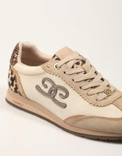 ZAPATILLAS CARMELA ZAPATILLA BEIGE en color Beige