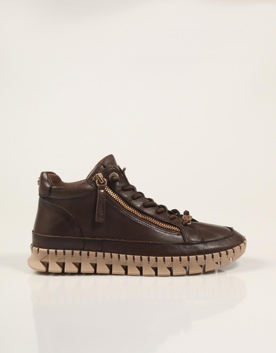 BOTINES CARMELA BOTIN MARRON en color Marron