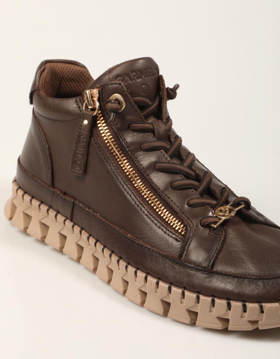 BOTINES CARMELA BOTIN MARRON en color Marron