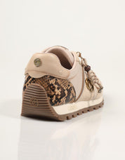 ZAPATILLAS CARMELA ZAPATILLA BEIGE en color Beige