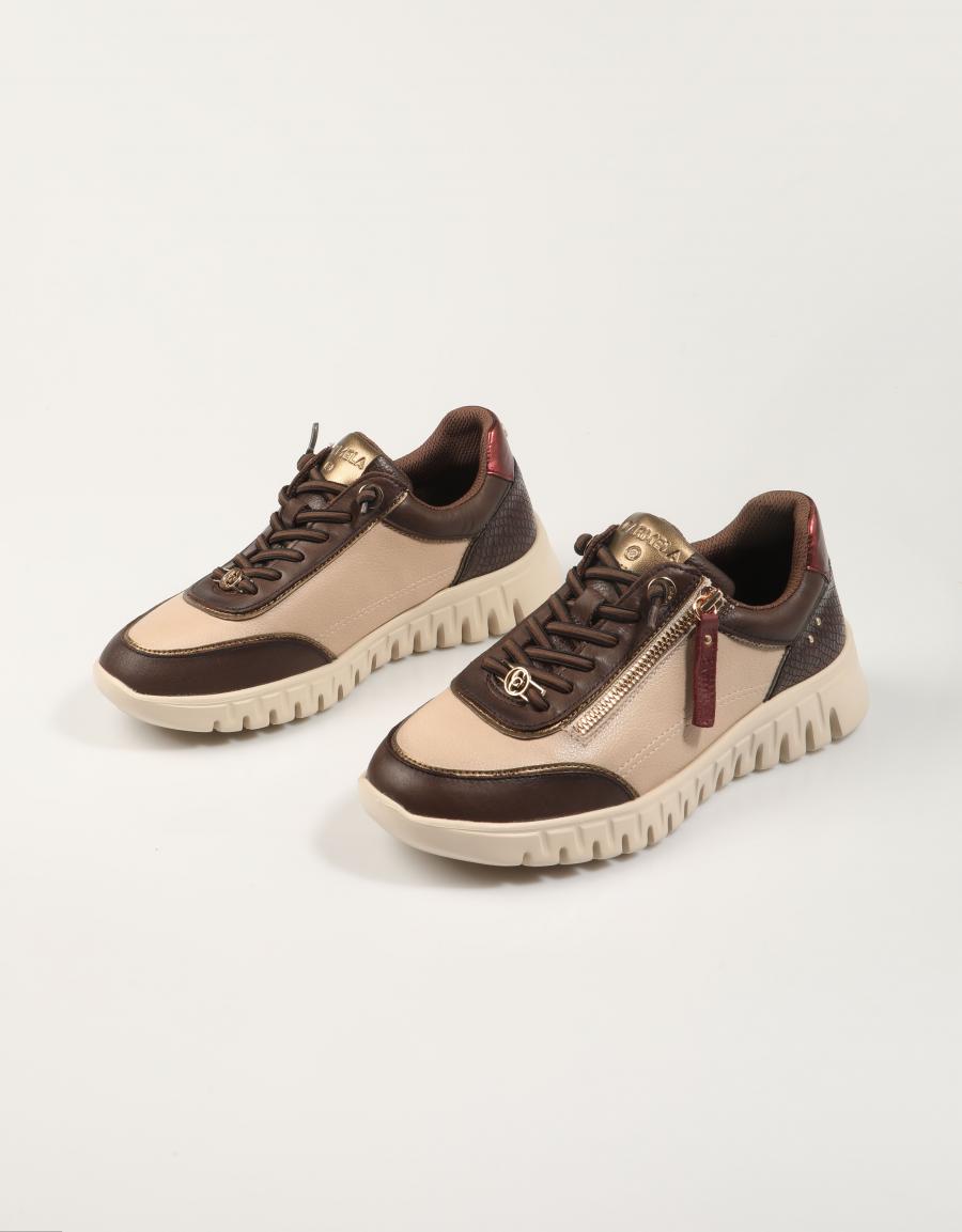 ZAPATILLAS CARMELA ZAPATILLA MARRON en color Marron