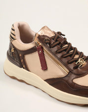 ZAPATILLAS CARMELA ZAPATILLA MARRON en color Marron