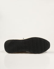ZAPATILLAS CARMELA ZAPATILLA NEGRO en color Negro