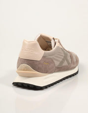 ZAPATILLAS MUNICH LEGGERA BEIG 8911003 en color Beige